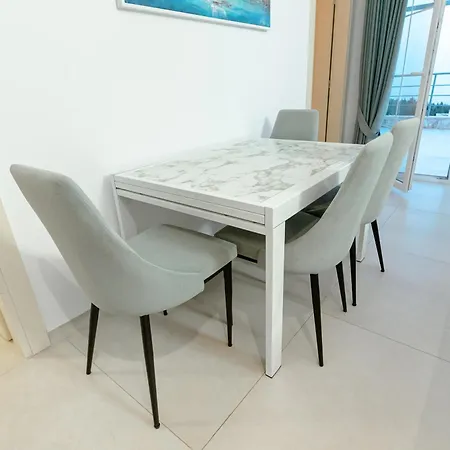 Kotarja Aparthotel *