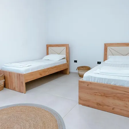 Kotarja * Dhërmi